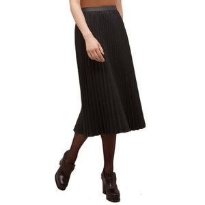 Aritzia Babaton Jude skirt in black, size XS